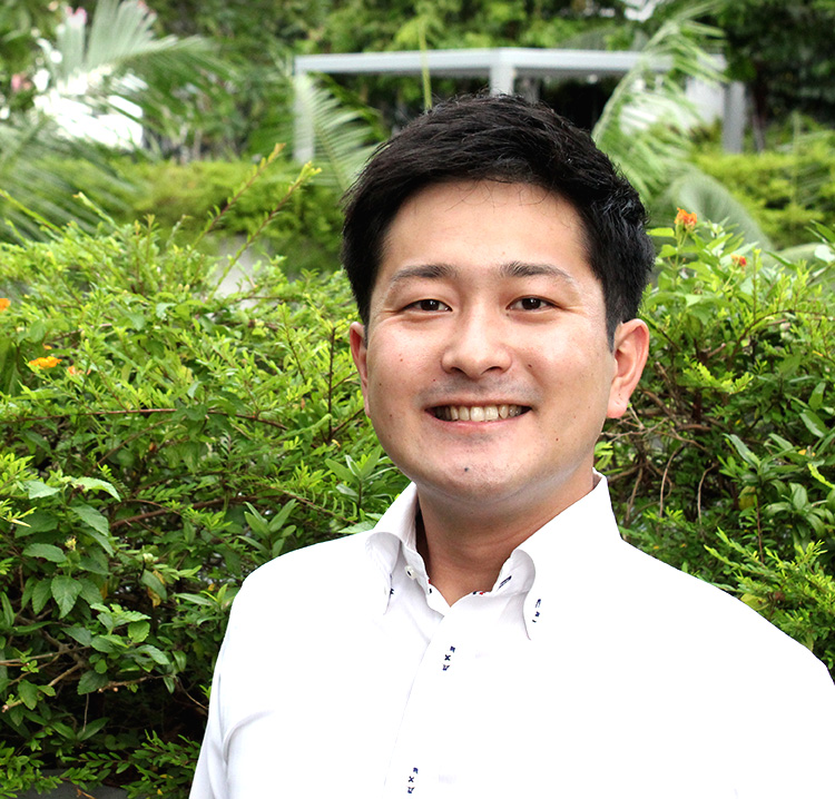 先輩社員インタビュー